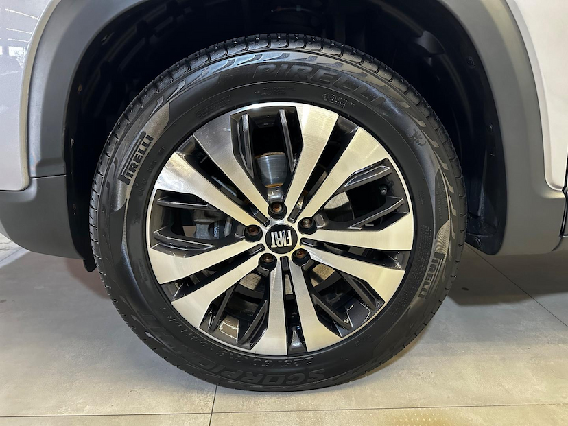 Foto do veículo FIAT TORO  VOLC AT9 4X4 2024 25.424 KM 159.900,00