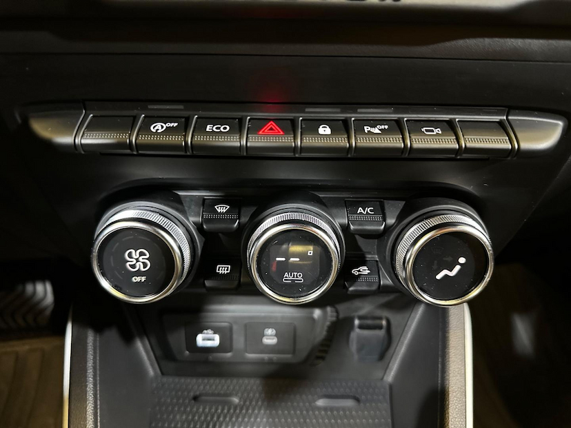 Foto do veículo RENAULT DUSTER  ICONIC 1.3 TB 16V FLEX AUT. 2025 12.934 KM 124.900,00