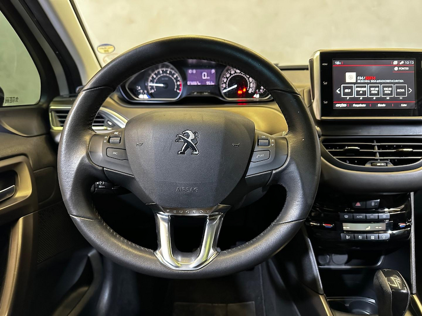 Foto do veículo PEUGEOT 2008  GRIFFE 1.6 FLEX 16V 5P AUT 2019 78.544 KM 69.900,00