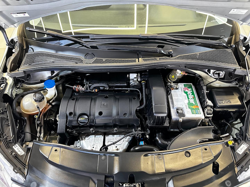 Foto do veículo PEUGEOT 2008  GRIFFE 1.6 FLEX 16V 5P AUT 2019 78.544 KM 69.900,00