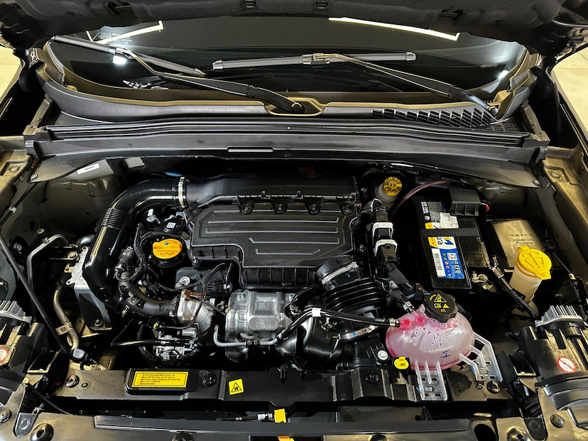 Foto do veículo JEEP RENEGADE  LONGITUDE T270 1.3 TB 4X2 FLEX AUT 2025 6.746 KM 142.900,00