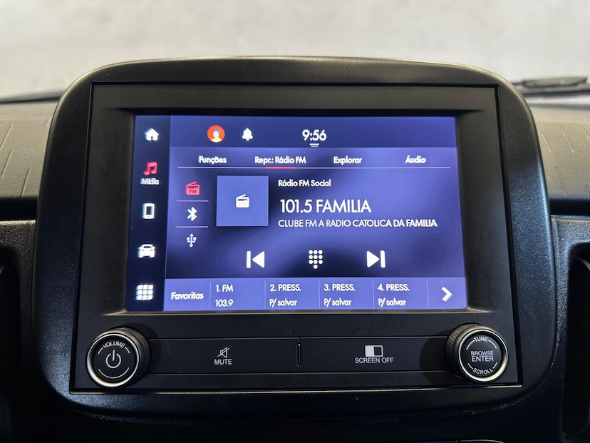 Foto do veículo FIAT MOBI  TREKKING 1.0 MT 2023 18.080 KM 62.900,00