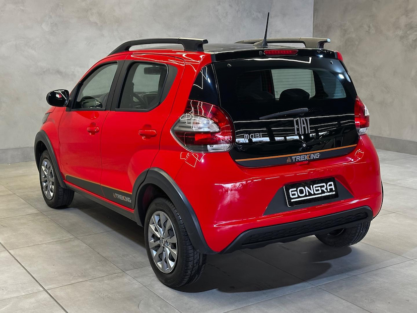 Foto do veículo FIAT MOBI  TREKKING 1.0 MT 2023 18.080 KM 62.900,00