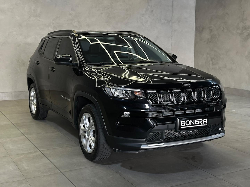 Foto do veículo JEEP COMPASS  LONG TF 2022 15.754 KM 136.900,00