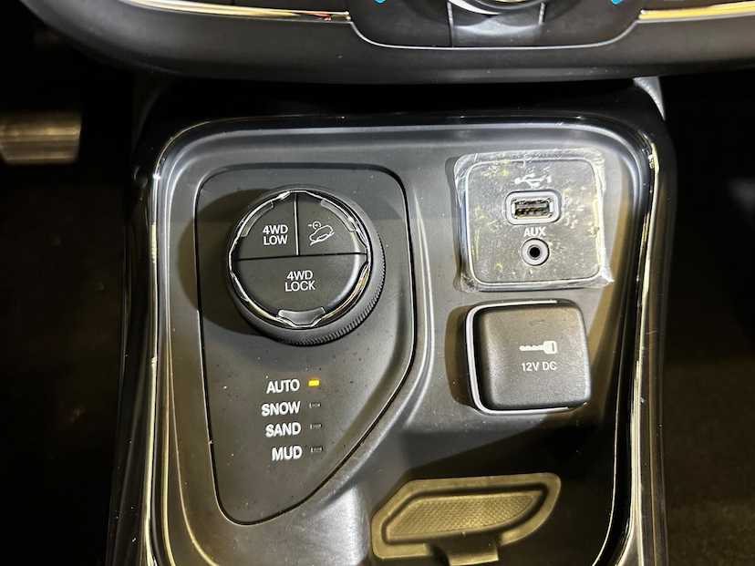 Foto do veículo JEEP COMPASS  LIMITED D 2019 38.152 KM 124.900,00
