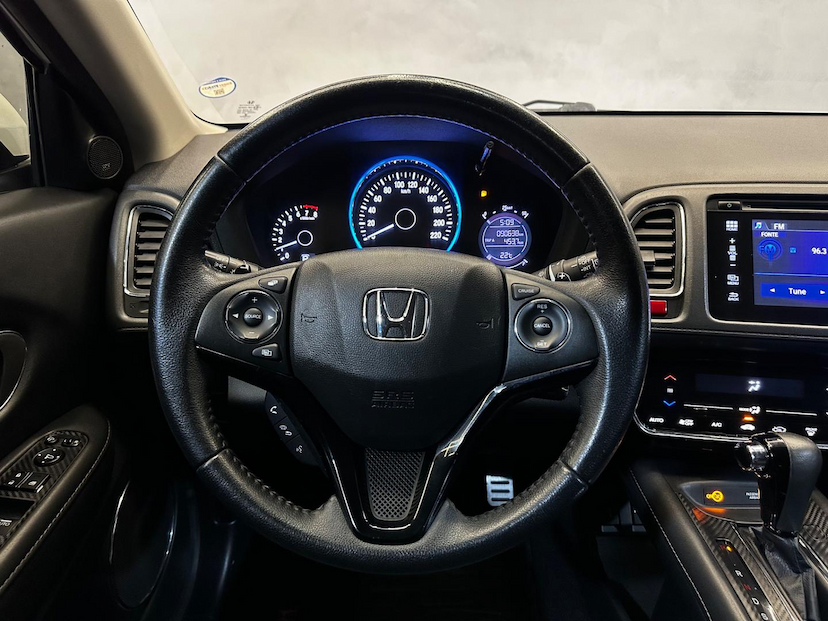 Foto do veículo HONDA HR-V HR-V TOURING 1.8 FLEXONE 16V 5P AUT 2018 90.563 KM 99.900,00