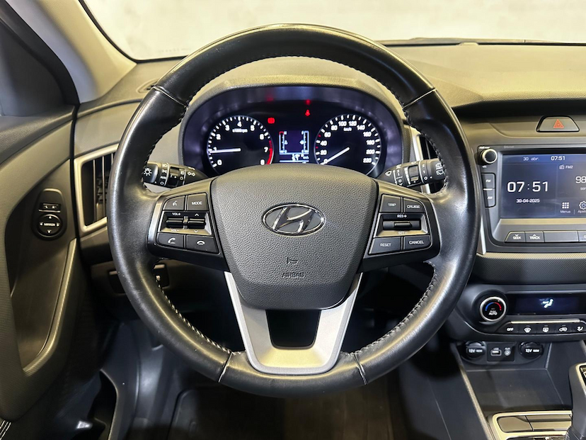 Foto do veículo HYUNDAI CRETA  1.6AT SMART PLUS 2021 54.100 KM 95.900,00