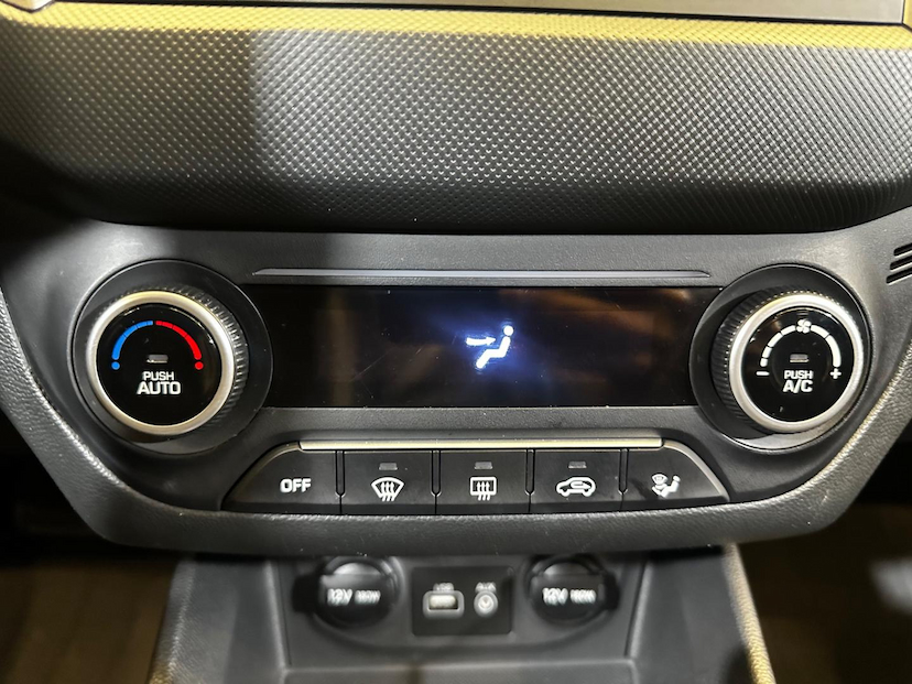 Foto do veículo HYUNDAI CRETA  1.6AT SMART PLUS 2021 54.100 KM 95.900,00