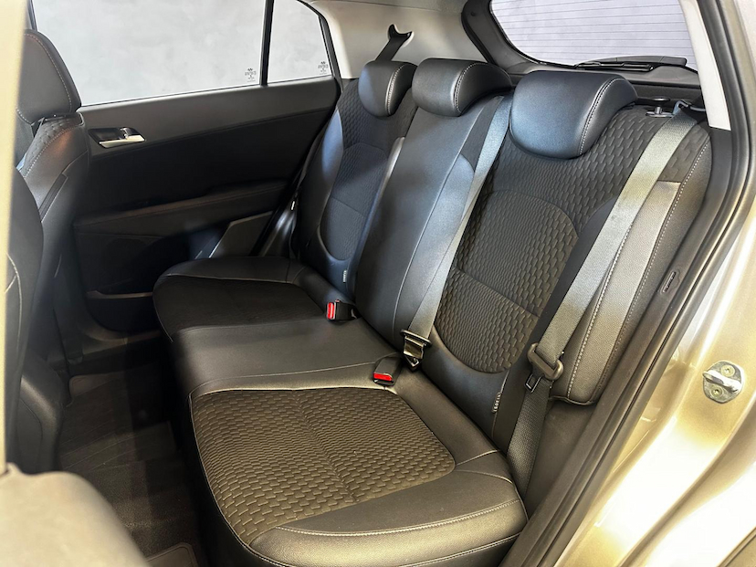 Foto do veículo HYUNDAI CRETA  1.6AT SMART PLUS 2021 54.100 KM 95.900,00