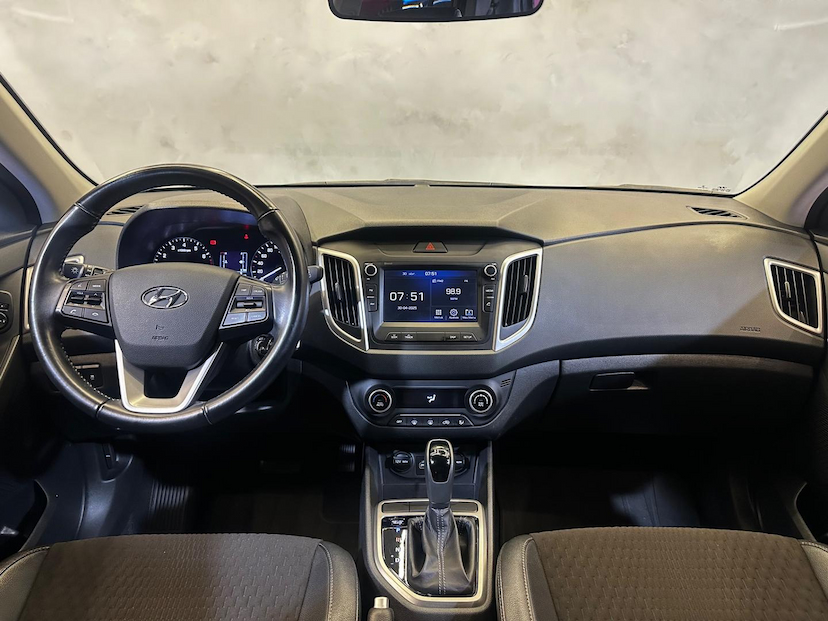 Foto do veículo HYUNDAI CRETA  1.6AT SMART PLUS 2021 54.100 KM 95.900,00