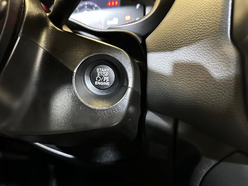 Foto do veículo JEEP RENEGADE  LONGITUDE T270 1.3 TB 4X2 FLEX AUT 2024 7.907 KM 126.900,00