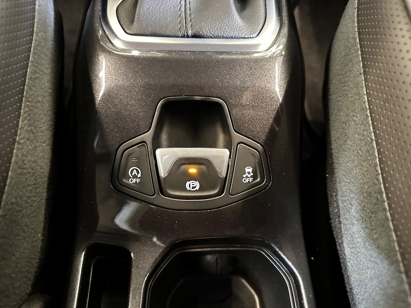 Foto do veículo JEEP RENEGADE  LONGITUDE T270 1.3 TB 4X2 FLEX AUT 2024 7.907 KM 126.900,00