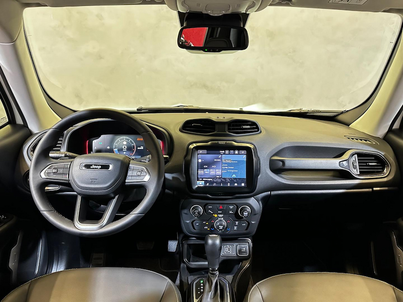 Foto do veículo JEEP RENEGADE  LONGITUDE T270 1.3 TB 4X2 FLEX AUT 2024 7.907 KM 126.900,00