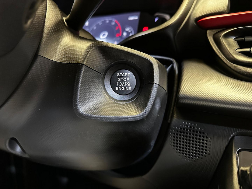 Foto do veículo FIAT PULSE  ABARTH 1.3 TURBO 16V FLEX AUT. 2023 27.000 KM 124.900,00