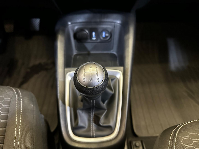 Foto do veículo HYUNDAI HB20  10M EVOLUTI 2021 43.174 KM 68.900,00
