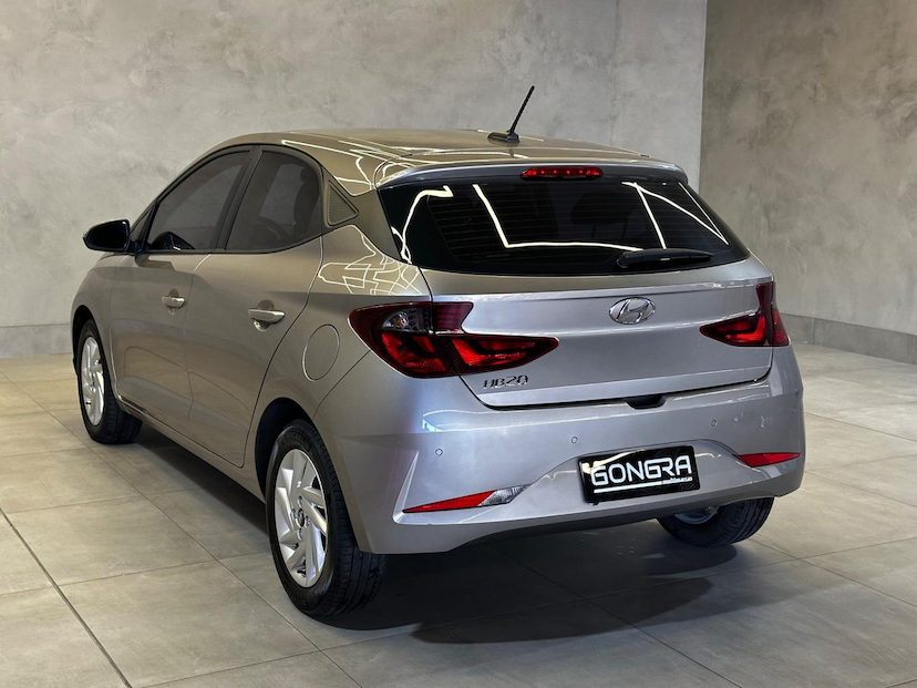 Foto do veículo HYUNDAI HB20  10M EVOLUTI 2021 43.174 KM 68.900,00