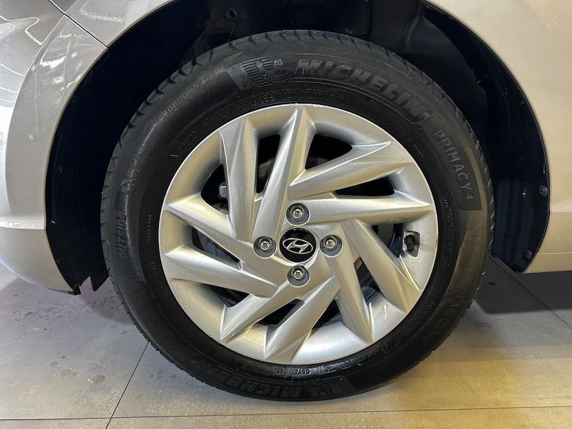 Foto do veículo HYUNDAI HB20  10M EVOLUTI 2021 43.174 KM 68.900,00