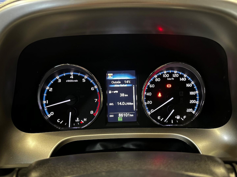 Foto do veículo TOYOTA RAV4  2.0 4X2 2018 86.097 KM 125.900,00