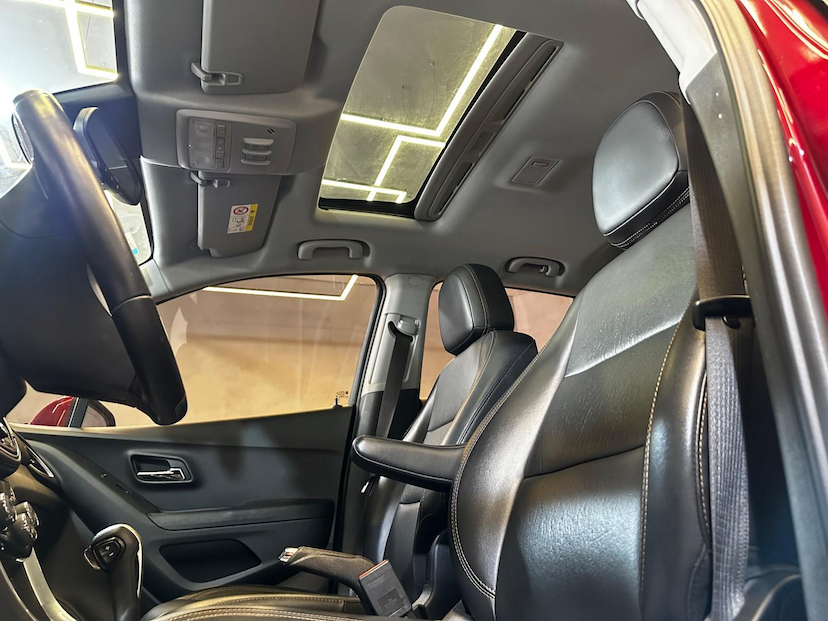 Foto do veículo CHEVROLET TRACKER  PREMIER 1.4 TURBO 16V FLEX AUT 2018 83.000 KM 89.900,00