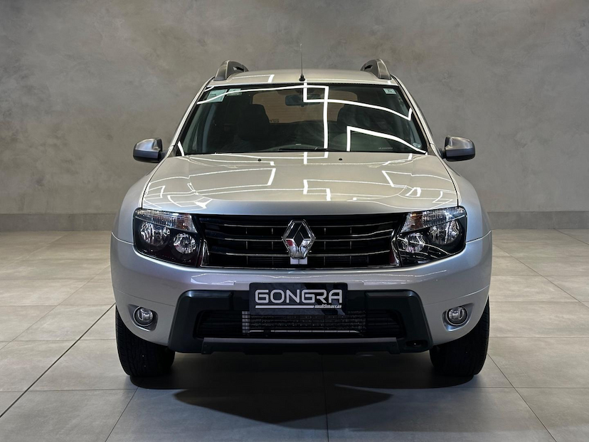 Foto do veículo RENAULT DUSTER  20 D 4X2 2015 97.207 KM 59.900,00