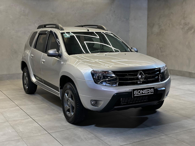 Foto do veículo RENAULT DUSTER  20 D 4X2 2015 97.207 KM 59.900,00
