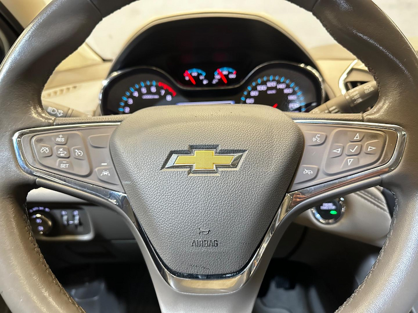 Foto do veículo CHEVROLET CRUZE  SPORT LTZ 1.4 16V TB FLEX 5P AUT. 2018 61.480 KM 99.900,00