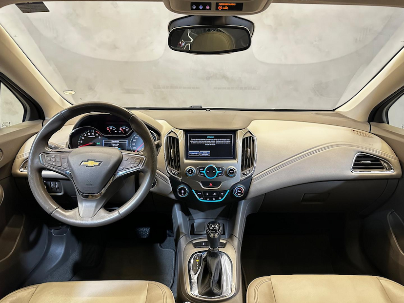 Foto do veículo CHEVROLET CRUZE  SPORT LTZ 1.4 16V TB FLEX 5P AUT. 2018 61.480 KM 99.900,00