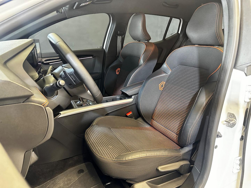 Foto do veículo RENAULT KARDIAN  PREM. ED FLEX 1.0 TB 12V 5P AUT. 2025 7.009 KM 112.900,00