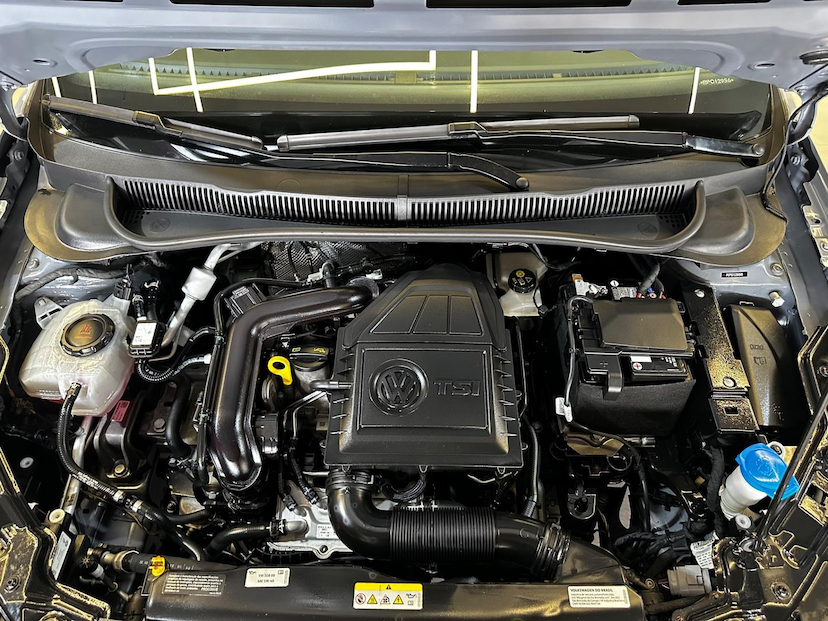 Foto do veículo VOLKSWAGEN NIVUS  1.0 200 TSI HIGHLINE 2024 25.000 KM 126.900,00
