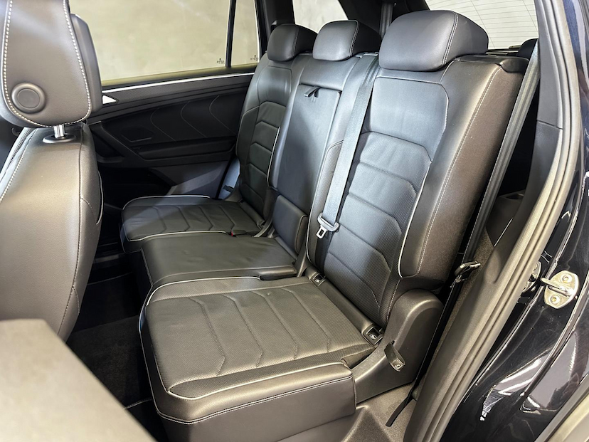 Foto do veículo VOLKSWAGEN TIGUAN  R-LINE TSI 2.0 16V 2024 23.059 KM 229.900,00