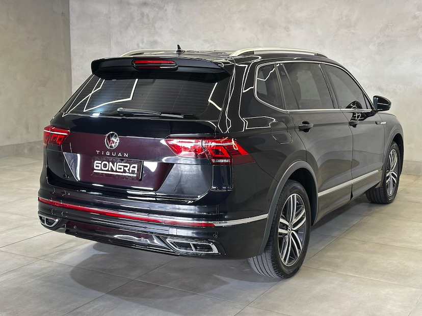 Foto do veículo VOLKSWAGEN TIGUAN  R-LINE TSI 2.0 16V 2024 23.059 KM 229.900,00