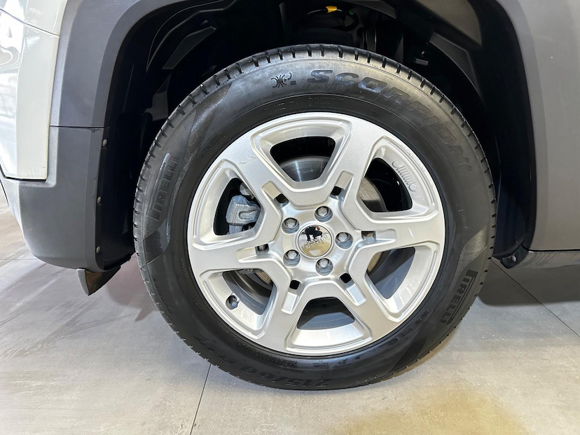 Foto do veículo JEEP RENEGADE  SPORT T270 1.3 TB 4X2 FLEX AUT. 2023 19.476 KM 108.900,00