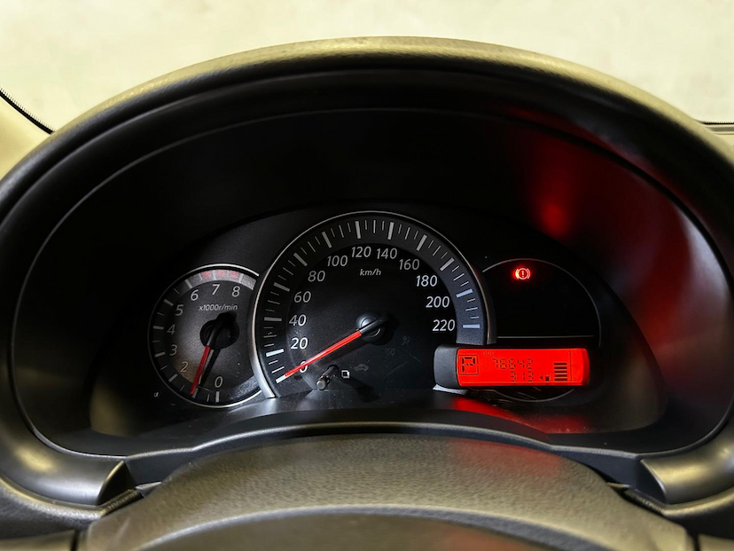 Foto do veículo NISSAN MARCH  16SL CVT 2019 76.617 KM 66.900,00