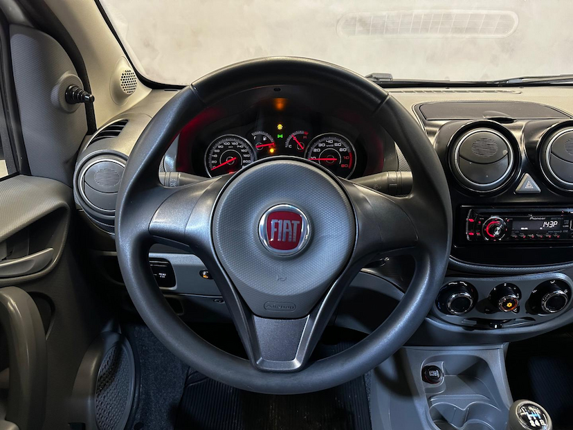 Foto do veículo FIAT PALIO FIAT  ATTRACT 1.0 2015 66.510 KM 41.900,00