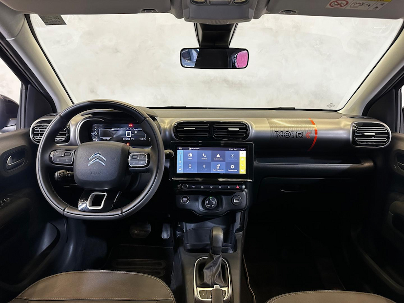 Foto do veículo CITROËN C4 CACTUS  NOIR 1.6 TURBO FLEX AUT. 2024 10.457 KM 106.900,00
