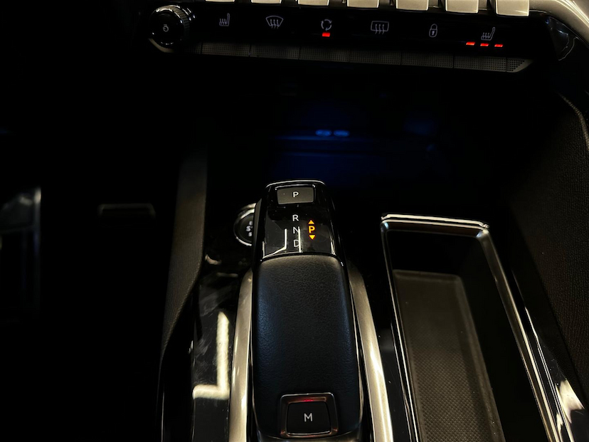 Foto do veículo PEUGEOT 3008  GT PACK A 2023 18.853 KM 179.900,00