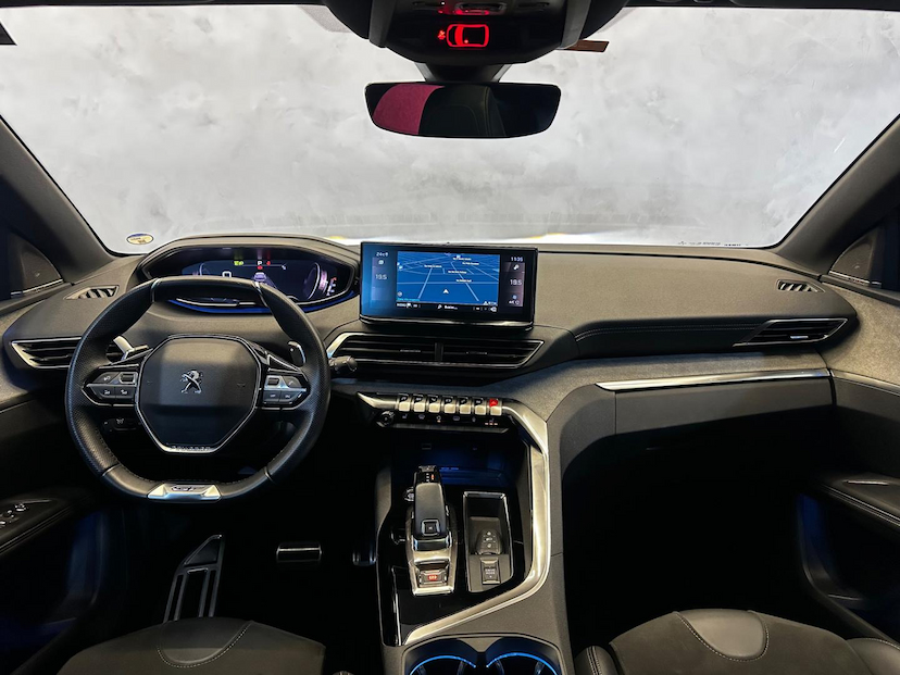 Foto do veículo PEUGEOT 3008  GT PACK A 2023 18.853 KM 179.900,00