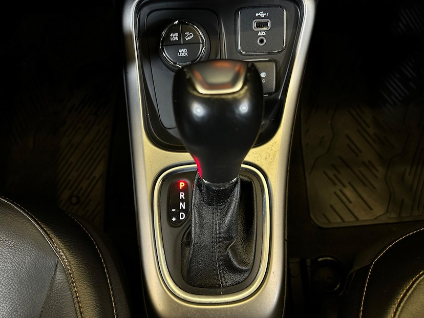 Foto do veículo JEEP COMPASS  LONGITUDE D 2019 55.854 KM 116.900,00