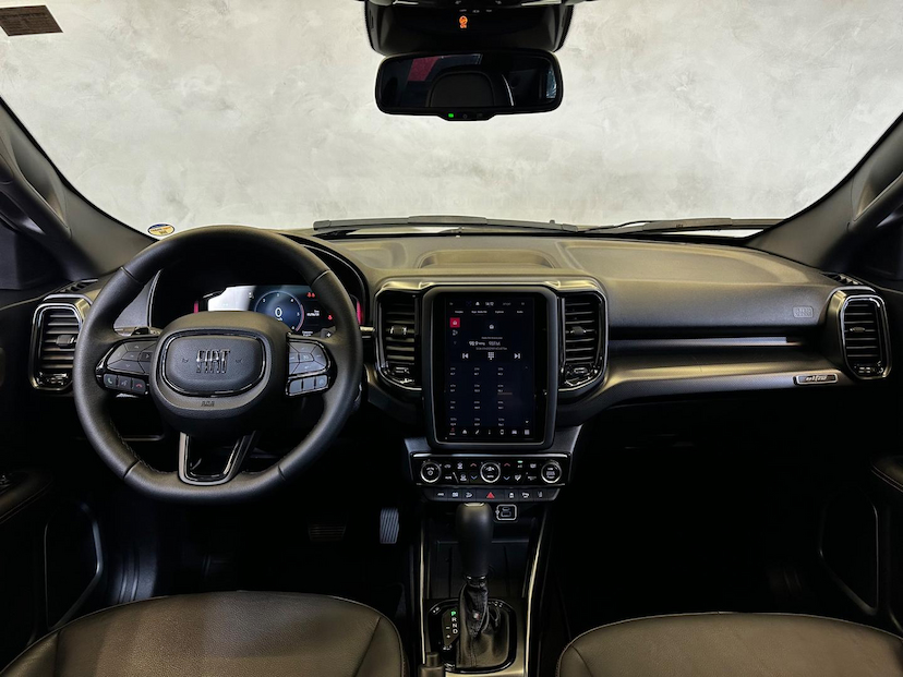 Foto do veículo FIAT TORO  ULTRA AT9 4X4 2024 7.144 KM 179.900,00
