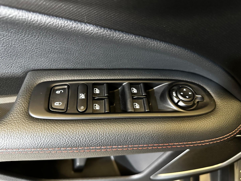 Foto do veículo FIAT TORO  ULTRA AT9 4X4 2024 7.144 KM 179.900,00