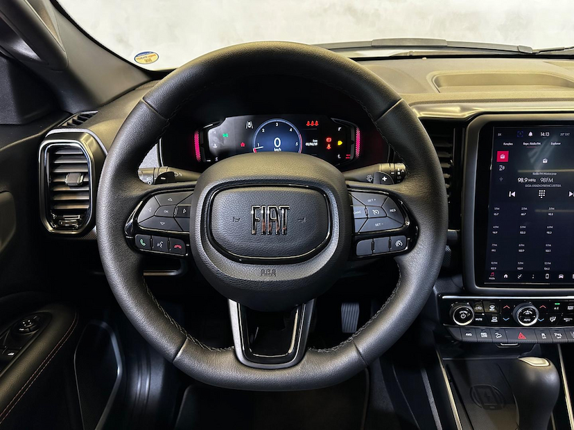 Foto do veículo FIAT TORO  ULTRA AT9 4X4 2024 7.144 KM 179.900,00