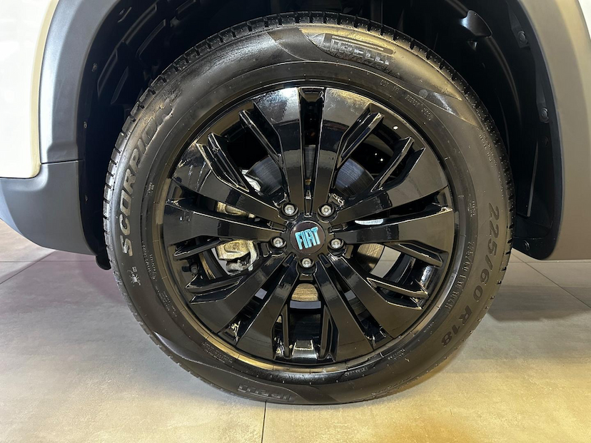 Foto do veículo FIAT TORO  VOLCANO 1.3 T270 4X2 FLEX AUT. 2025 137 KM 164.900,00