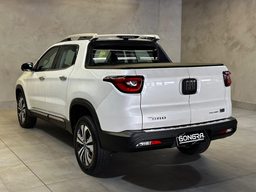 Foto do veículo FIAT TORO  VOLC AT9 4X4 2025 138 KM 176.900,00