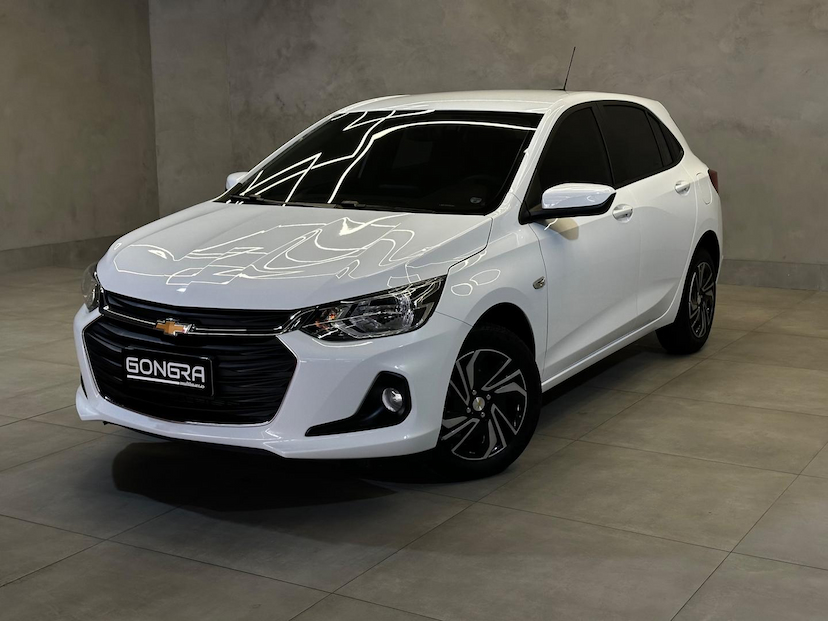 Foto do veículo CHEVROLET ONIX  10MT LT2 2025 12.801 KM 82.900,00
