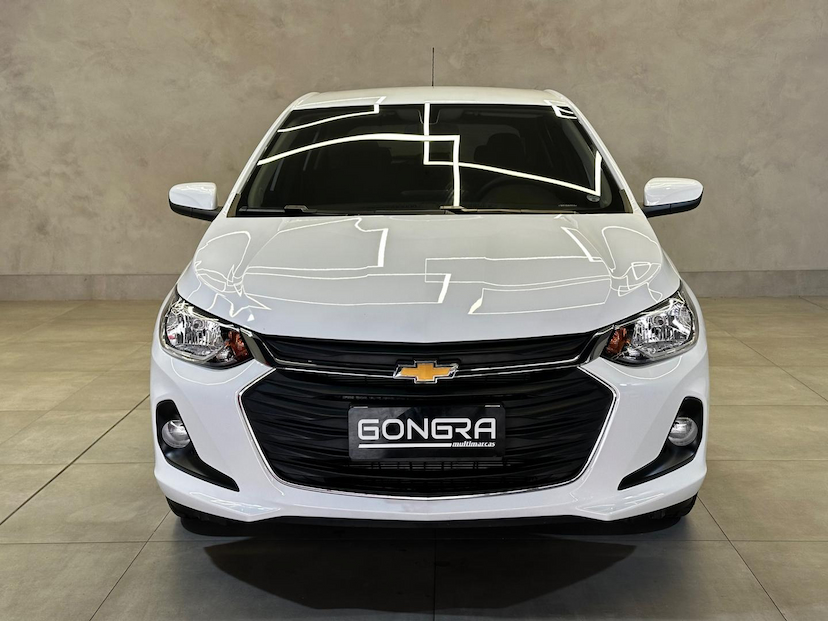 Foto do veículo CHEVROLET ONIX  10MT LT2 2025 12.801 KM 82.900,00