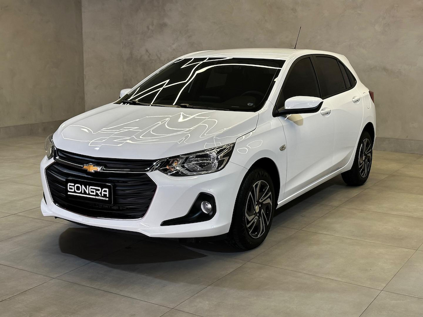 Foto do veículo CHEVROLET ONIX  10MT LT2 2025 12.801 KM 82.900,00
