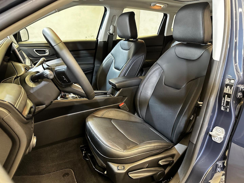 Foto do veículo JEEP COMPASS  S 4XE HIBRIDO 2023 13.177 KM 196.900,00