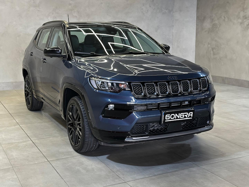 Foto do veículo JEEP COMPASS  S 4XE HIBRIDO 2023 13.177 KM 196.900,00