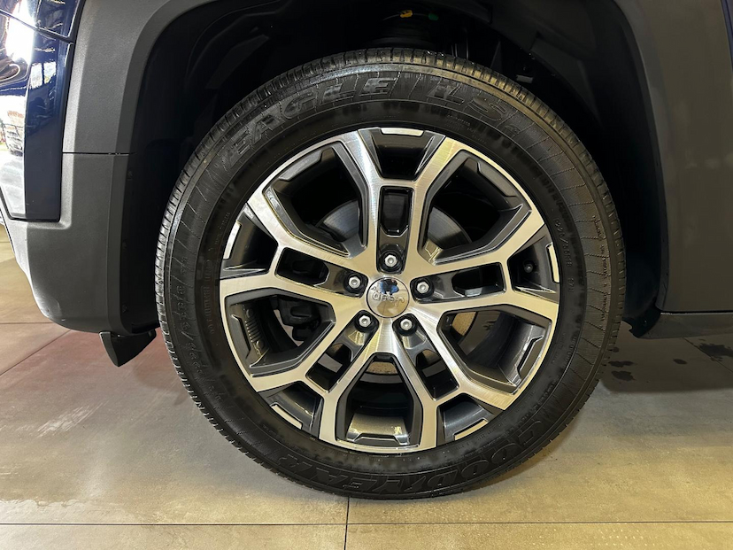 Foto do veículo JEEP RENEGADE  LONGITUDE T270 1.3 TB 4X2 FLEX AUT 2022 58.324 KM 101.900,00