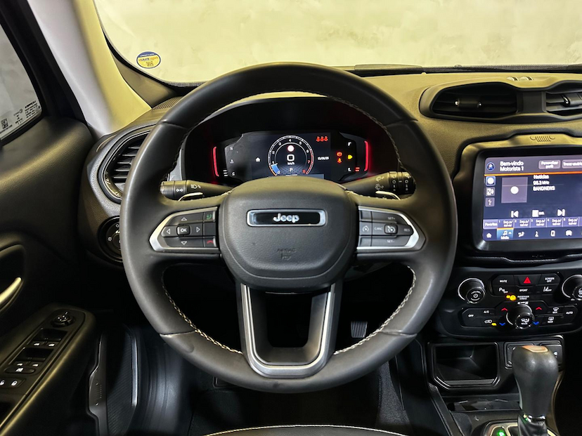 Foto do veículo JEEP RENEGADE  LONGITUDE T270 1.3 TB 4X2 FLEX AUT 2022 58.324 KM 101.900,00